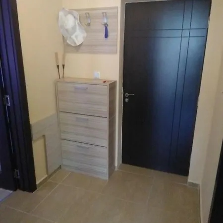 вила астория 2 Apartmán *